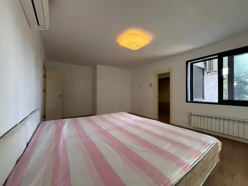 Dormitori de Casa o xalet en venda en Cabrera de Mar amb Aire condicionat, Calefacció i Jardí privat