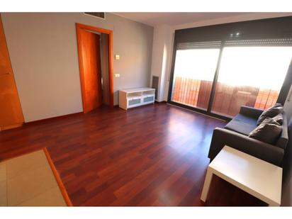 Bedroom of Flat for sale in Terrassa  with Air Conditioner, Heating and Parquet flooring