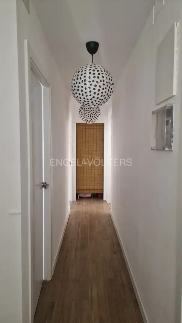 Piso en venta en Barcelona con Calefacción y Balcón
