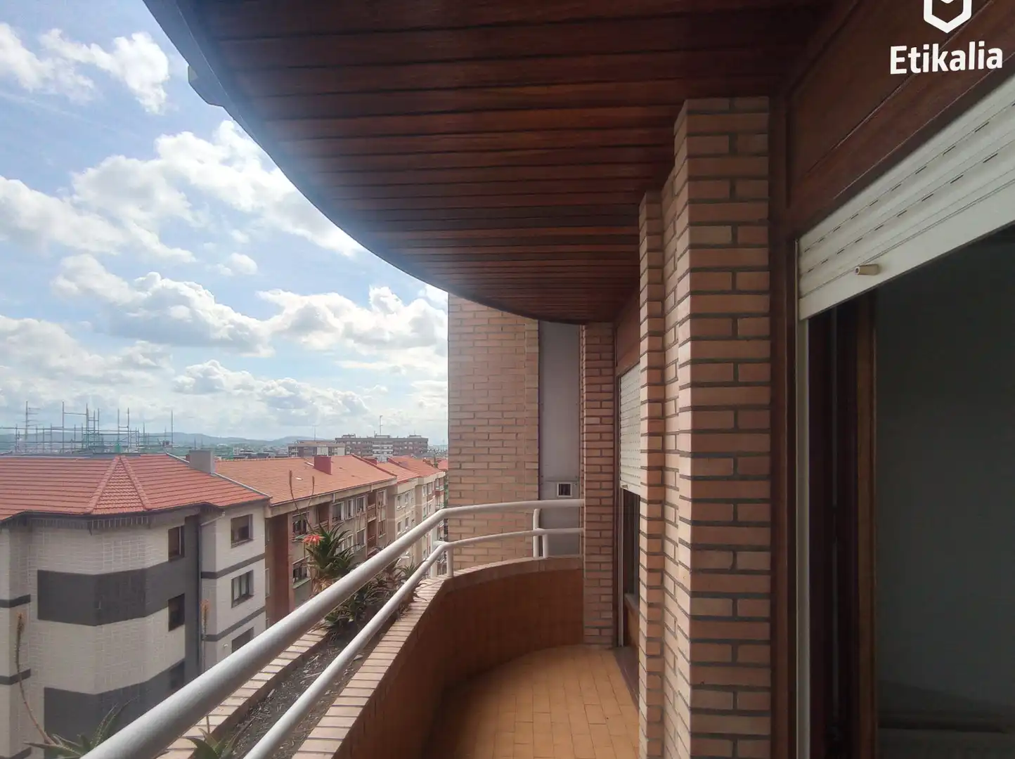 Terrasse von Wohnung zur Miete in Portugalete mit Heizung