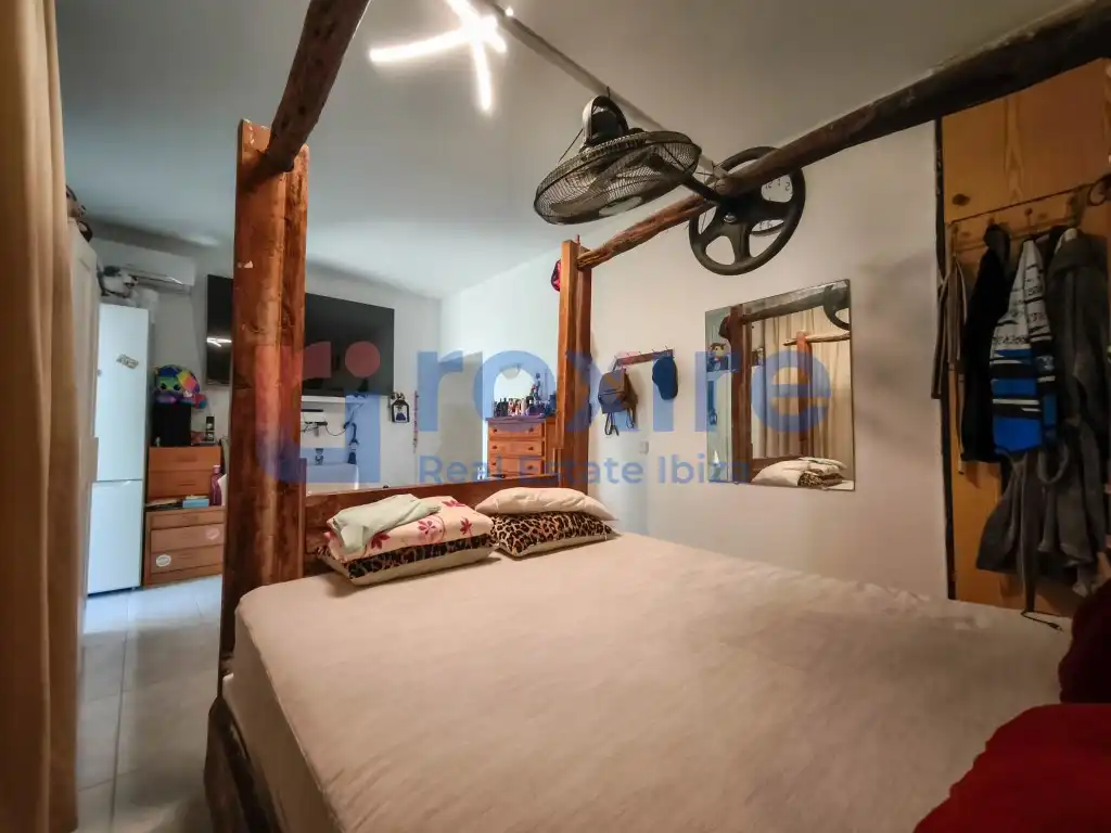 Dormitori de Casa o xalet en venda en Sant Josep de sa Talaia amb Aire condicionat, Jardí privat i Terrassa
