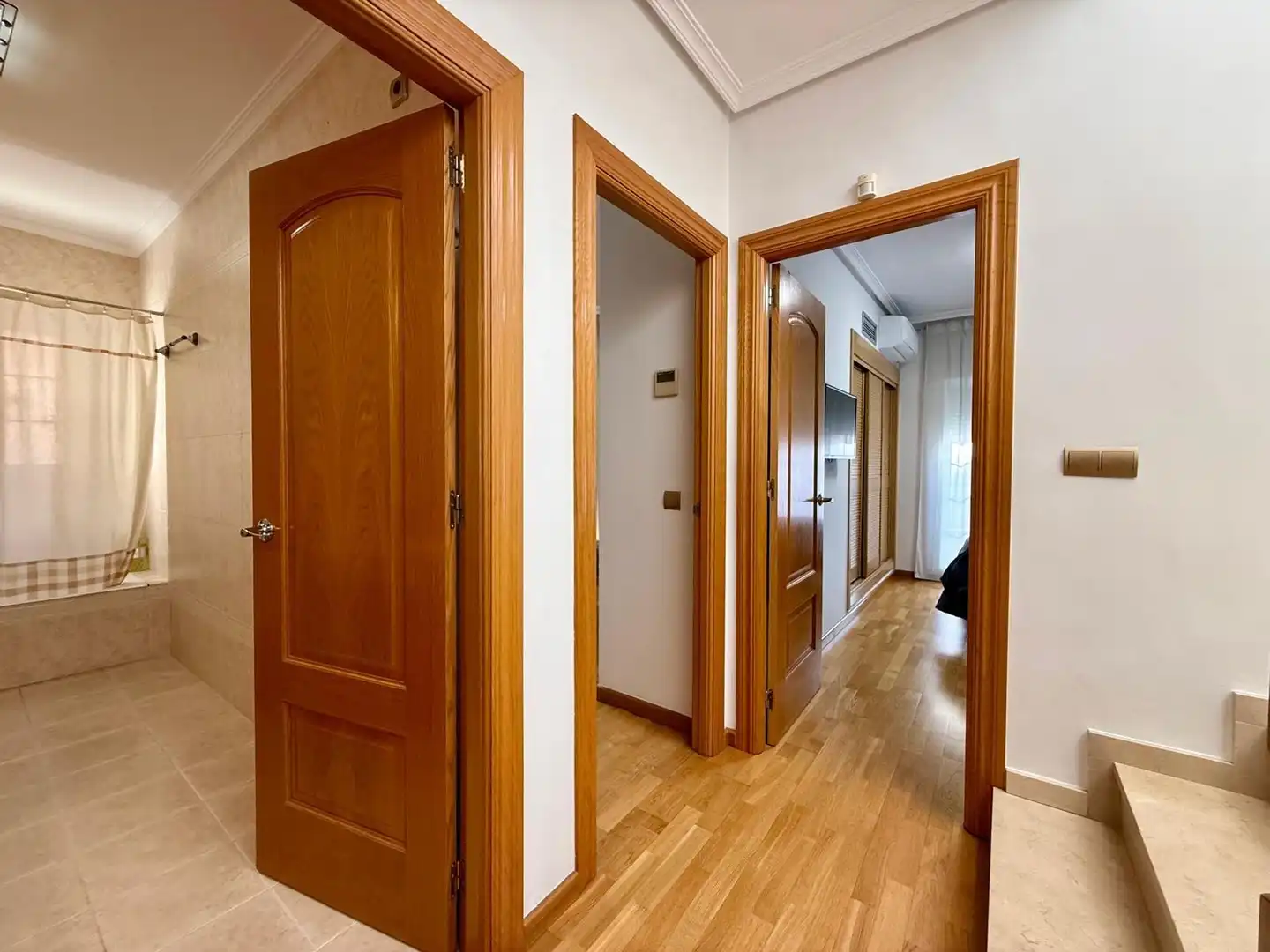 Casa adosada en venta en Almería con Aire acondicionado, Jardín privado y Terraza