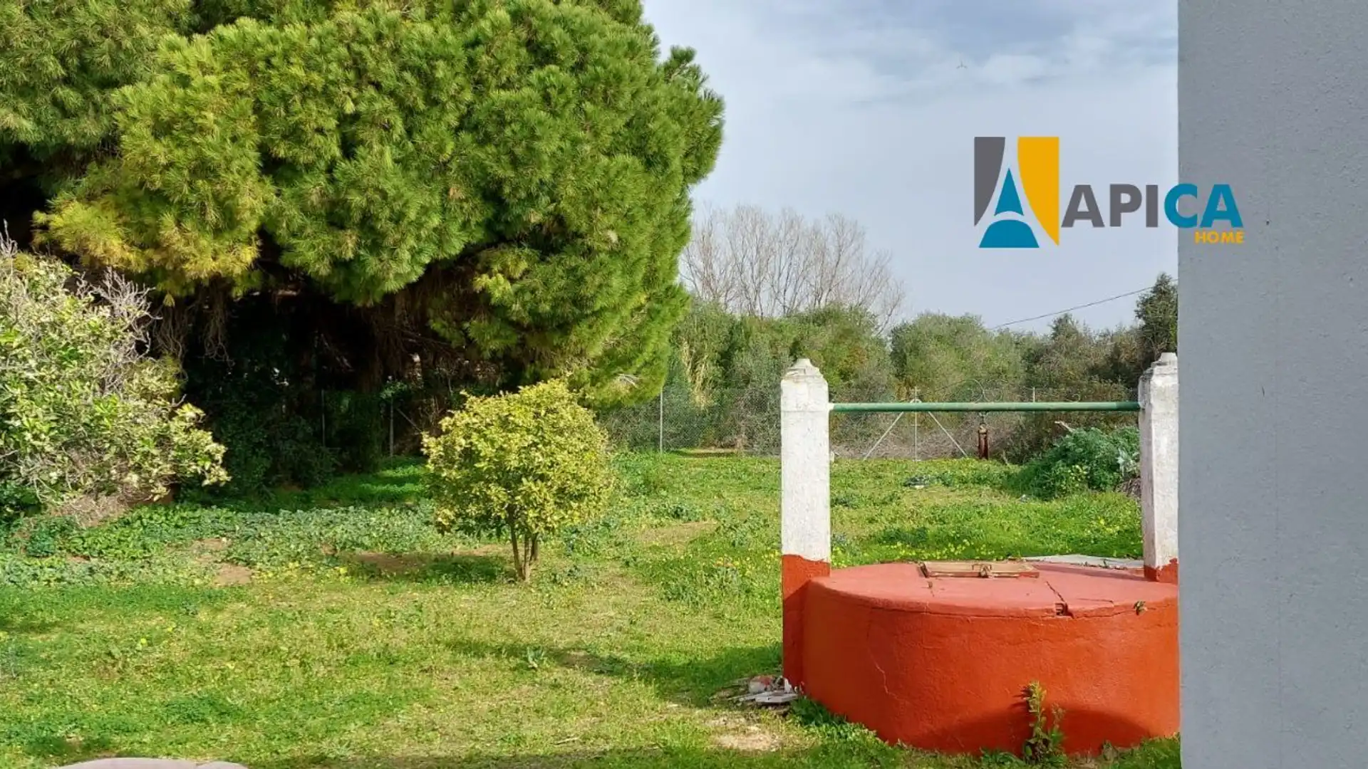 Garden of Houses for sale in Chiclana de la Frontera  with Storage room