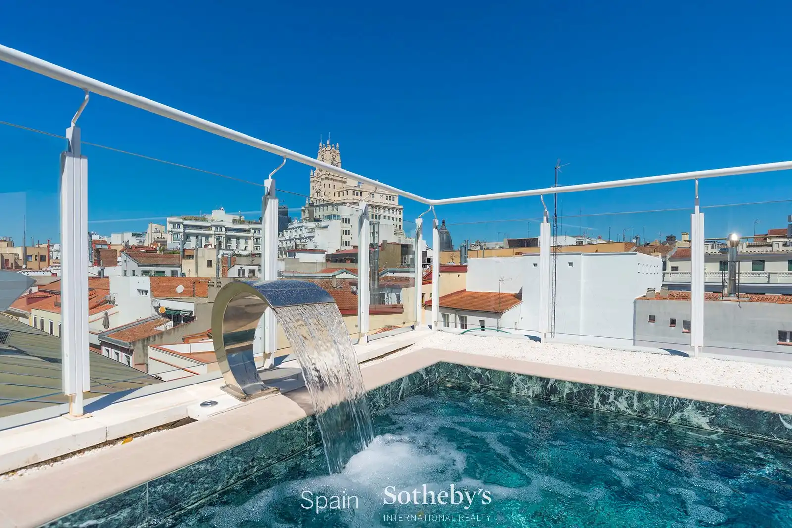 Terrassa de Apartament en venda en Madrid amb Aire condicionat, Calefacció i Terrassa