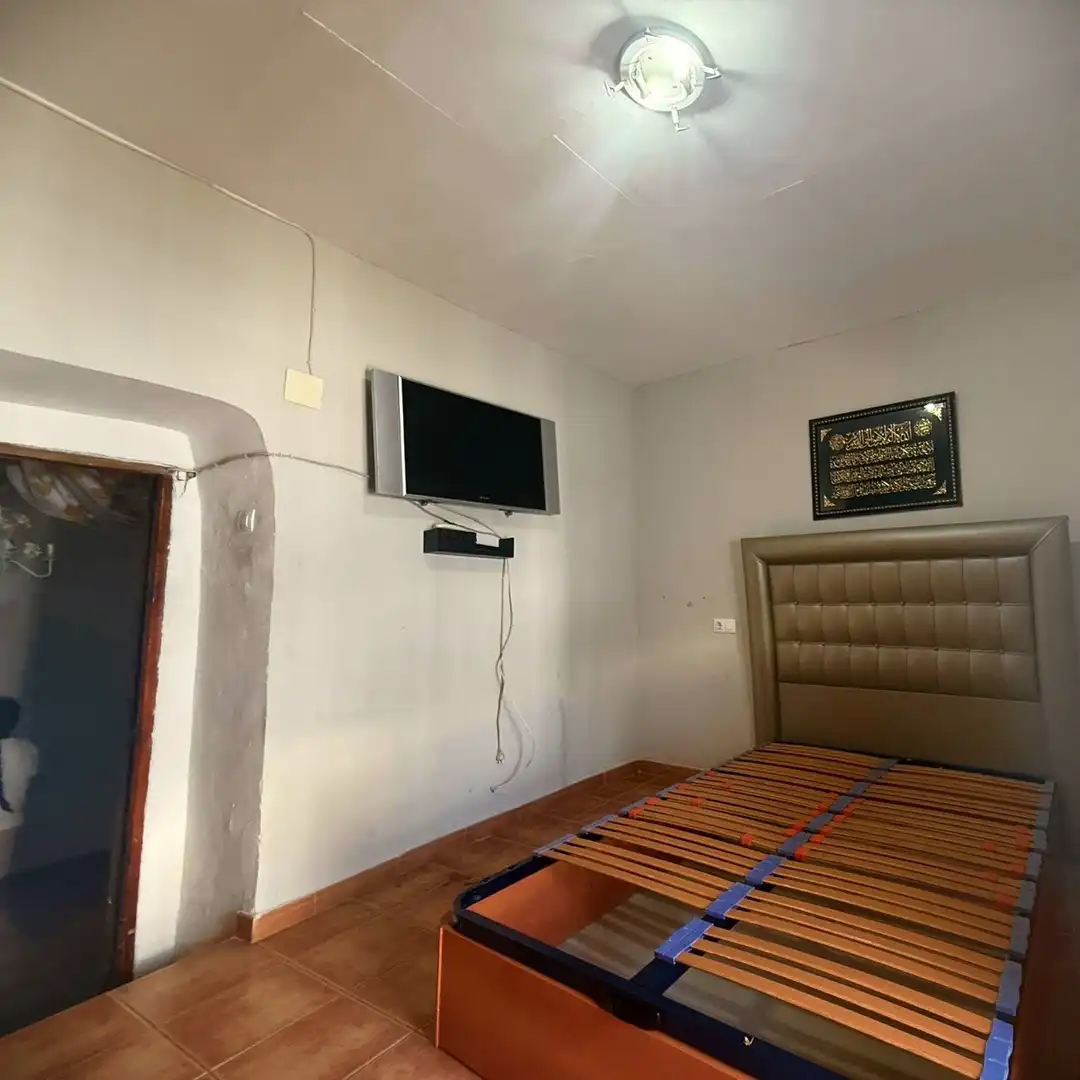 Habitación de Casa adosada en venta en Alameda