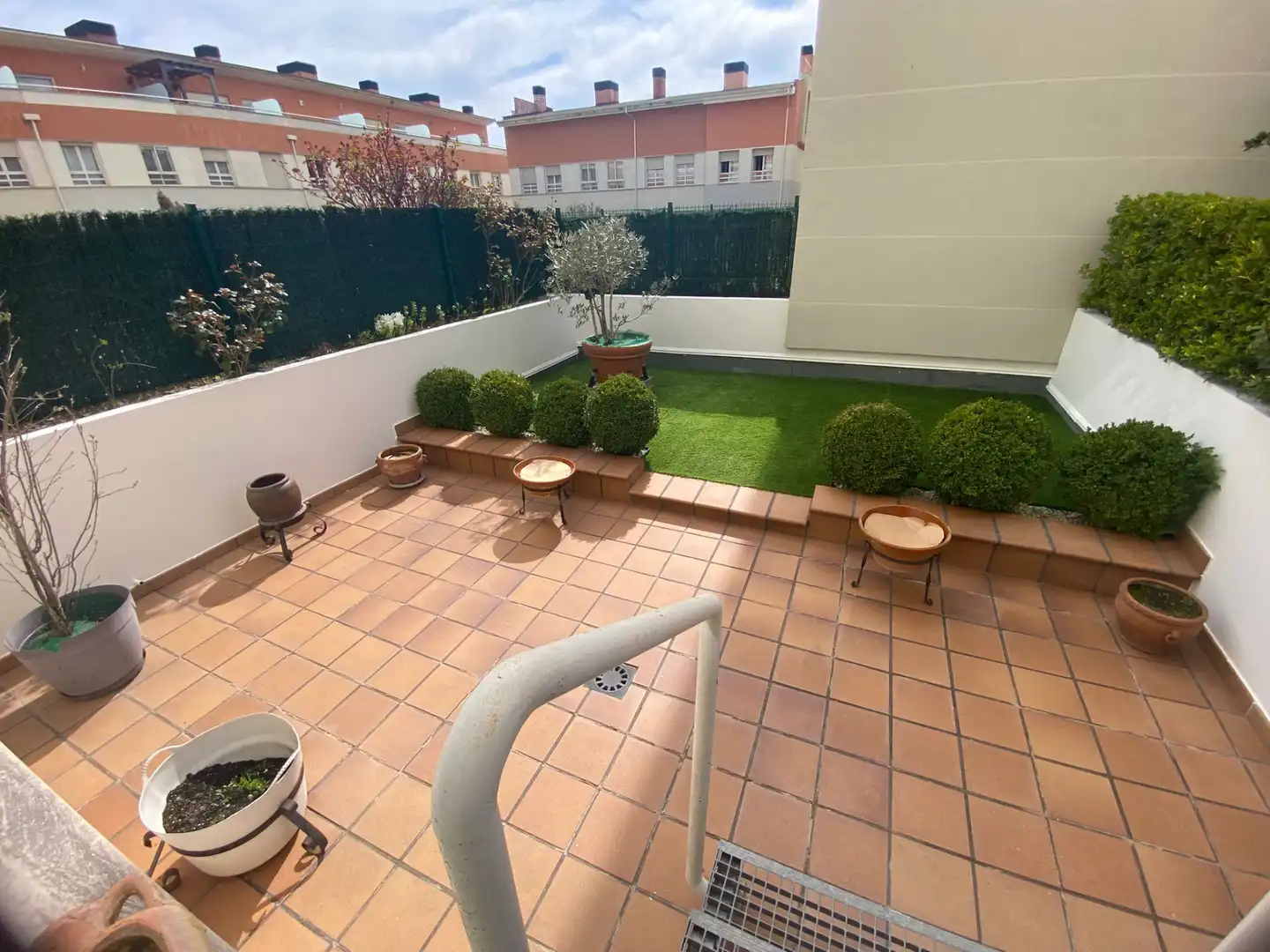 Terrasse von Haus oder Chalet zum Verkauf in Burgos mit Heizung, Privatgarten und Parkett