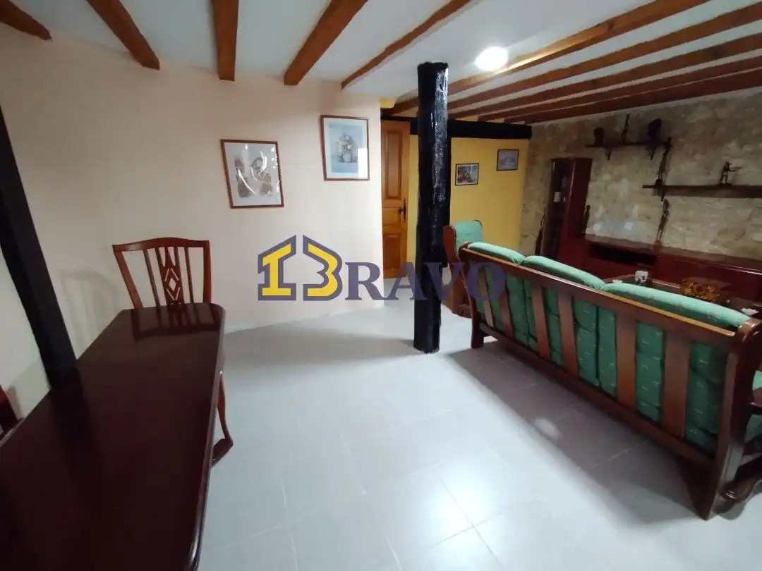 Houses for sale in Medina de Pomar, Burgos