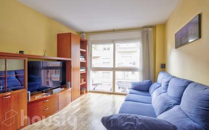 Living room of Flat for sale in Rubí  with Air Conditioner, Heating and Parquet flooring
