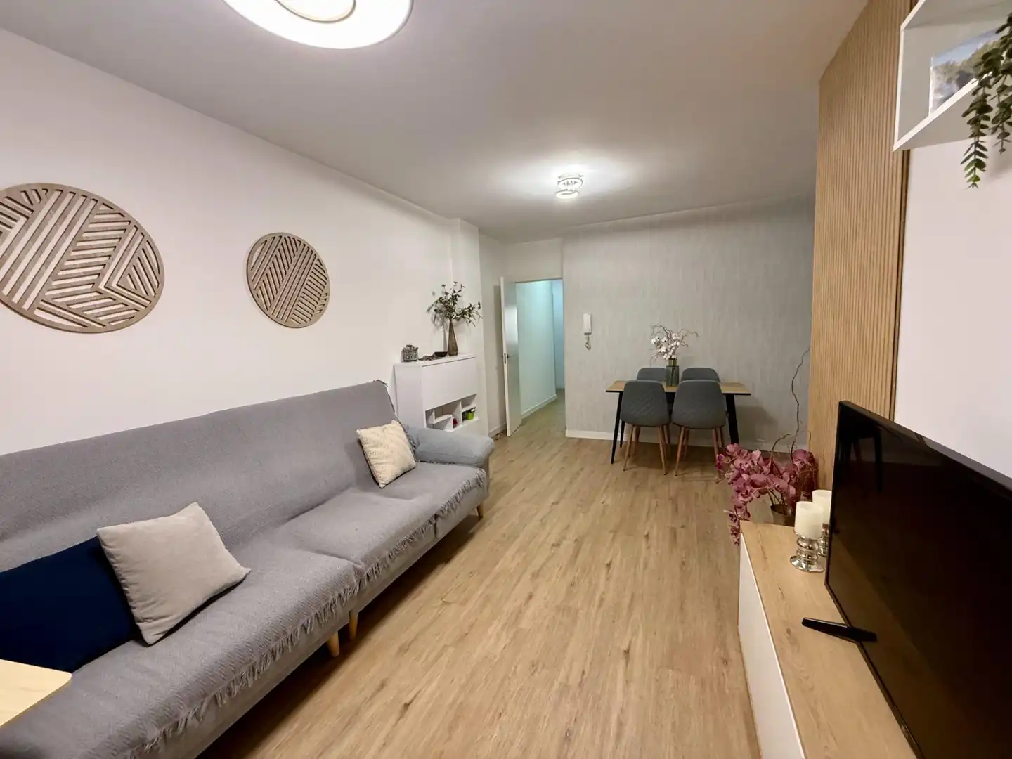Sala de estar de Piso en venta en Torrevieja con Calefacción, Terraza y Amueblado