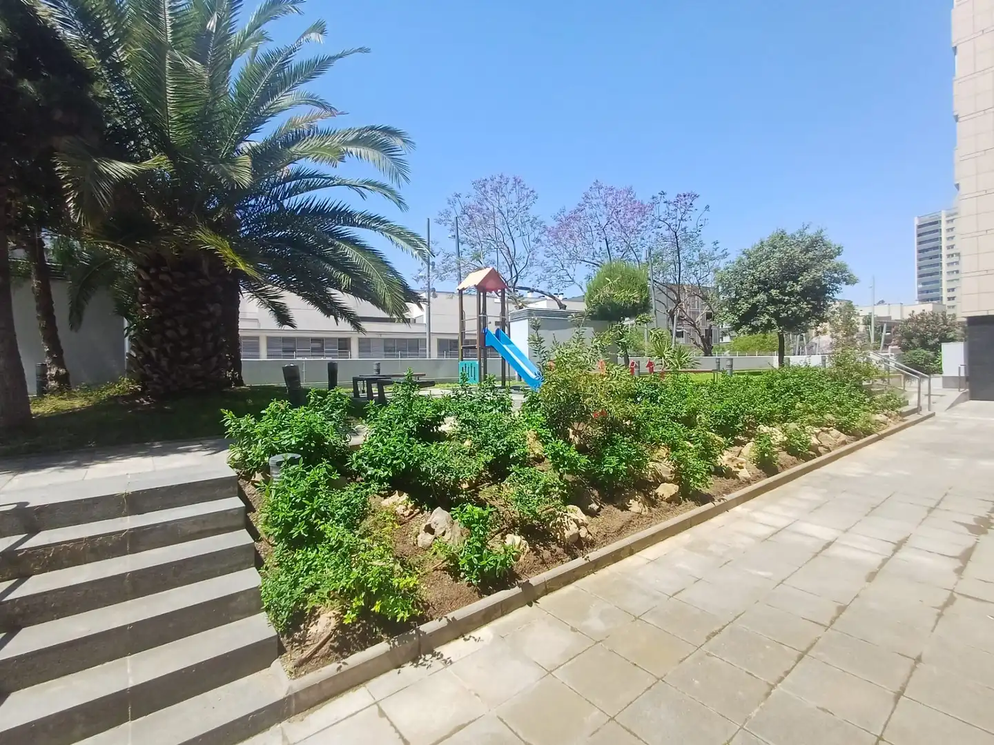 Terraza de Piso en venta en Sant Adrià de Besòs con Aire acondicionado, Calefacción y Jardín privado