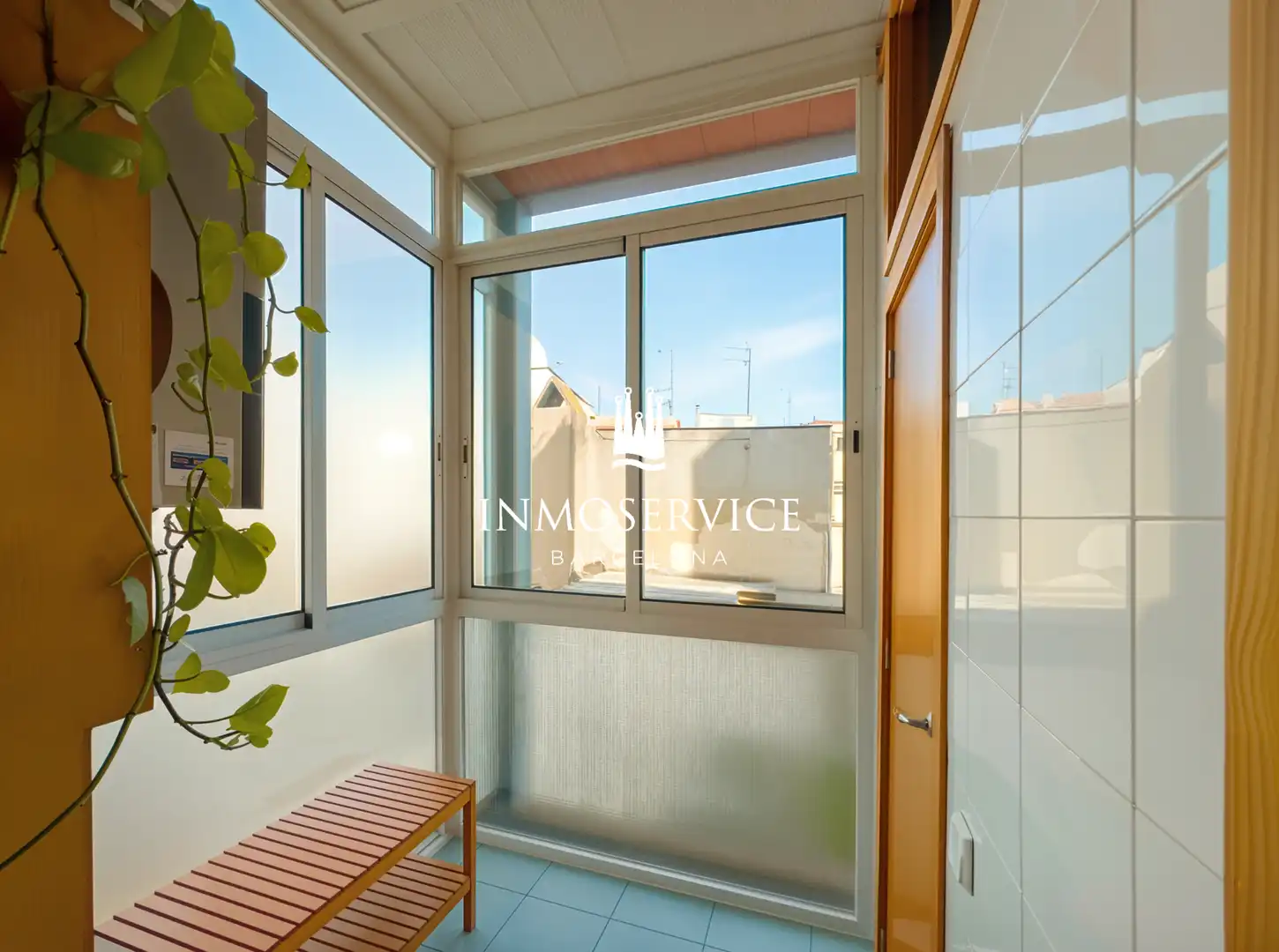 Terrasse von Wohnung zum Verkauf in Barcelona mit Heizung, Parkett und Abstellraum