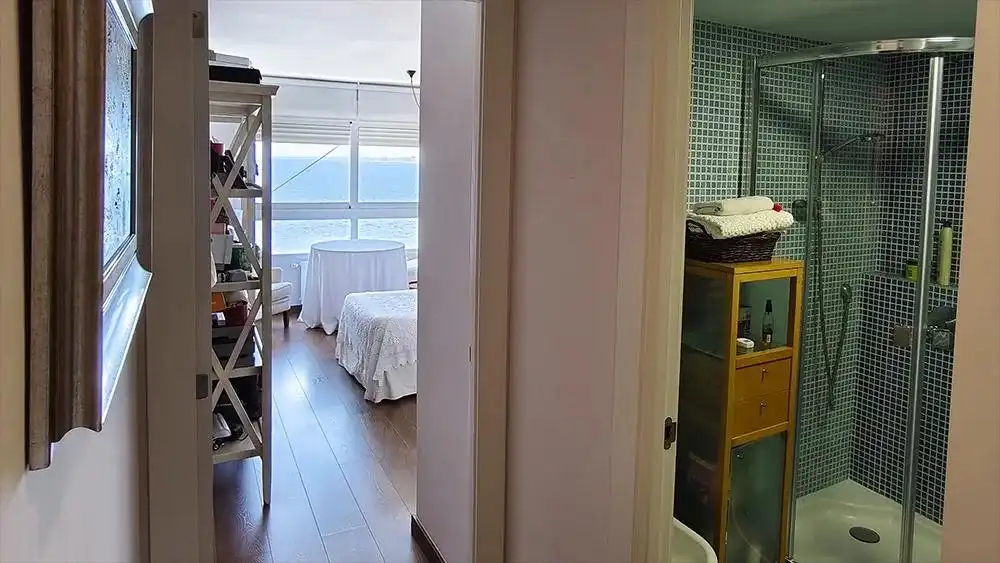 Dormitori de Pis en venda en Alicante / Alacant amb Aire condicionat, Calefacció i Jardí privat