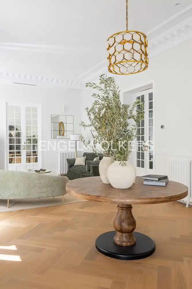 Sala de estar de Ático en venta en  Madrid Capital con Calefacción y Terraza