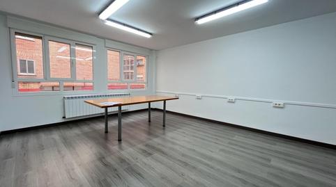 Photo 2 of Office to rent in Calle Derechos Humanos, Gamonal - San Bruno - G9, Burgos