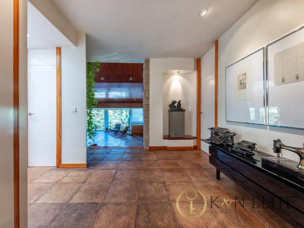 Houses for sale in Petrer  with Private garden and Swimming Pool