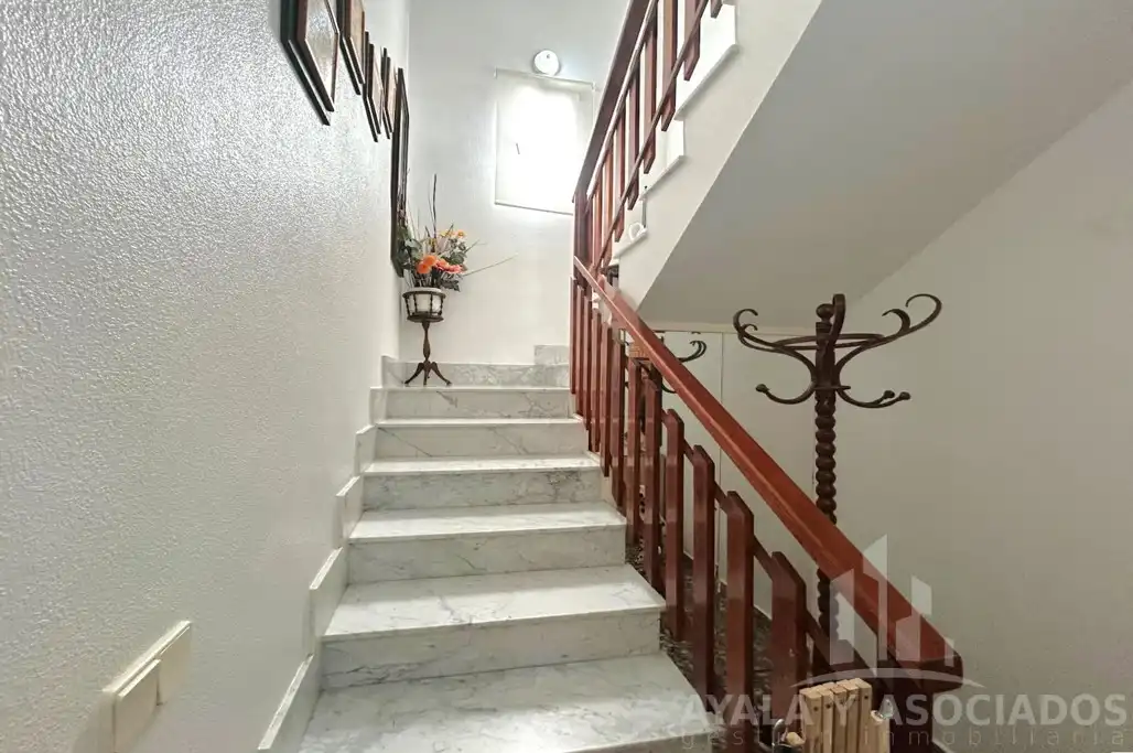 Casa adosada en venta en La Magdalena - Molinos Marfagones