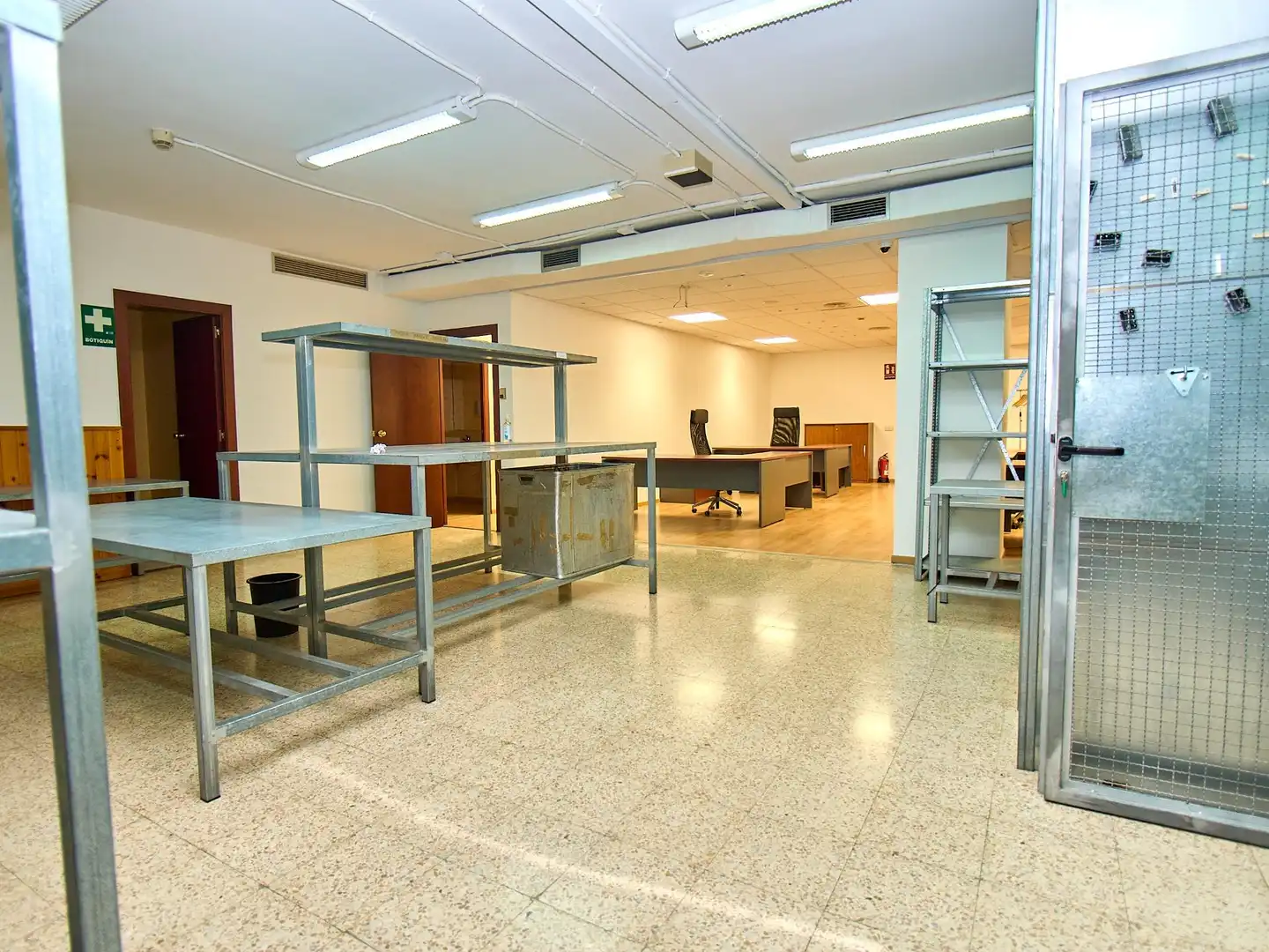 Oficina en venta en Barcelona con Aire acondicionado, Calefacción y Amueblado