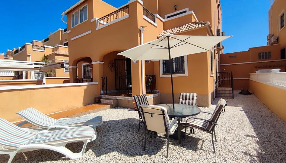 Foto 1 de Casa adosada en venda a C. Lago de Fuentilleja, La Florida, Alicante