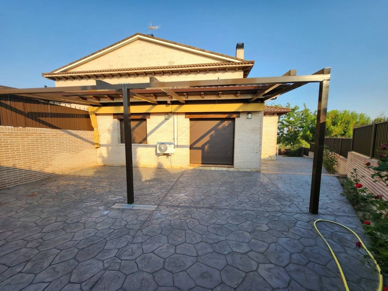 Terrace of Single-family semi-detached for sale in El Casar  with Air Conditioner and Heating