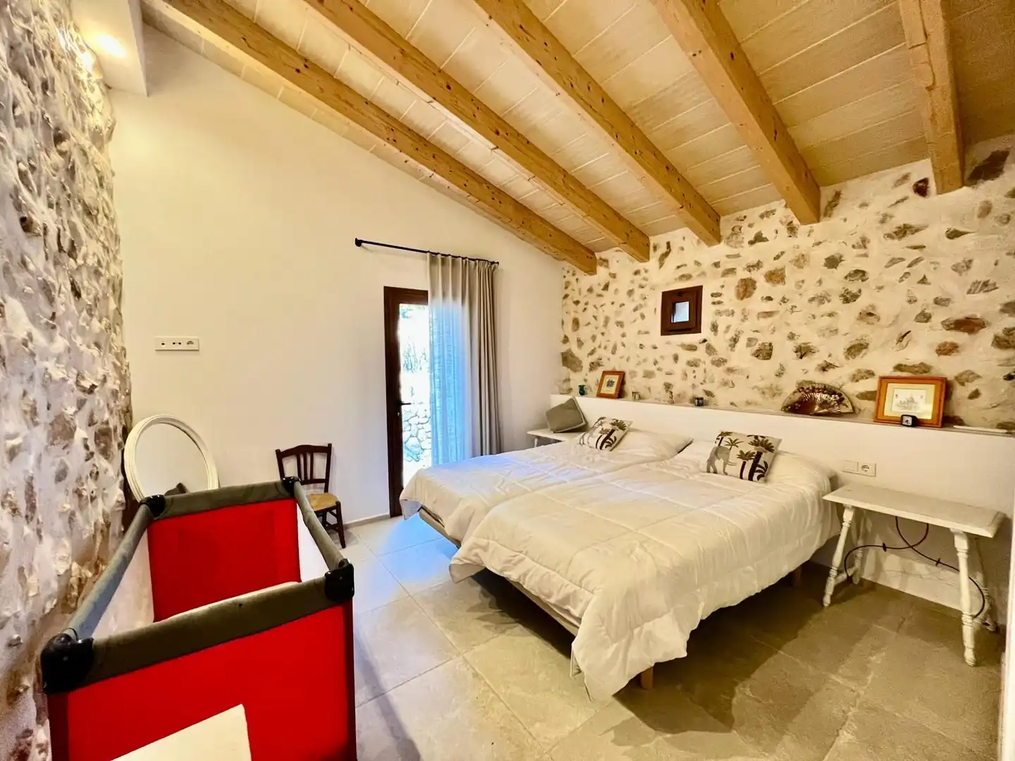 Dormitori de Finca rústica de lloguer en Felanitx amb Calefacció i Moblat