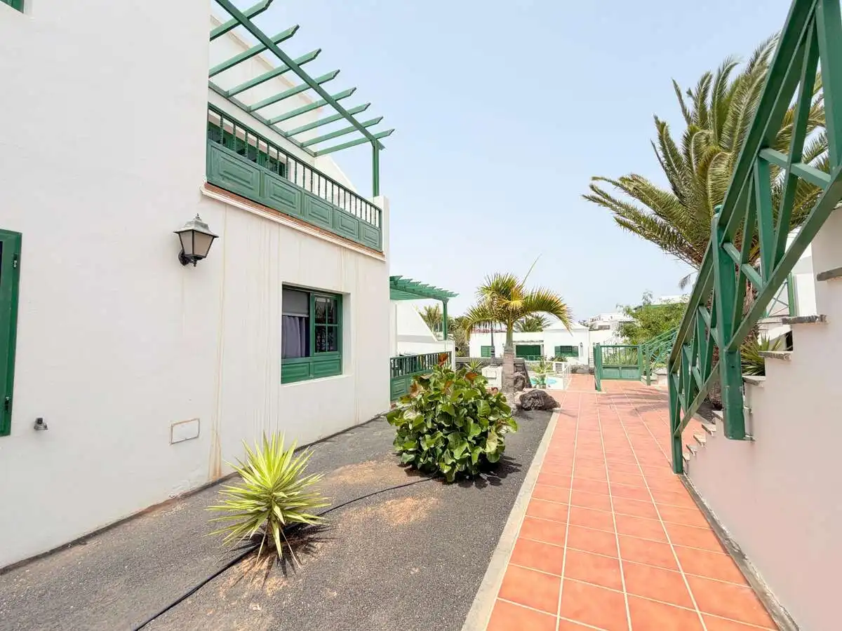 Außenansicht von Wohnungen zum Verkauf in Teguise mit Gemeinschaftspool