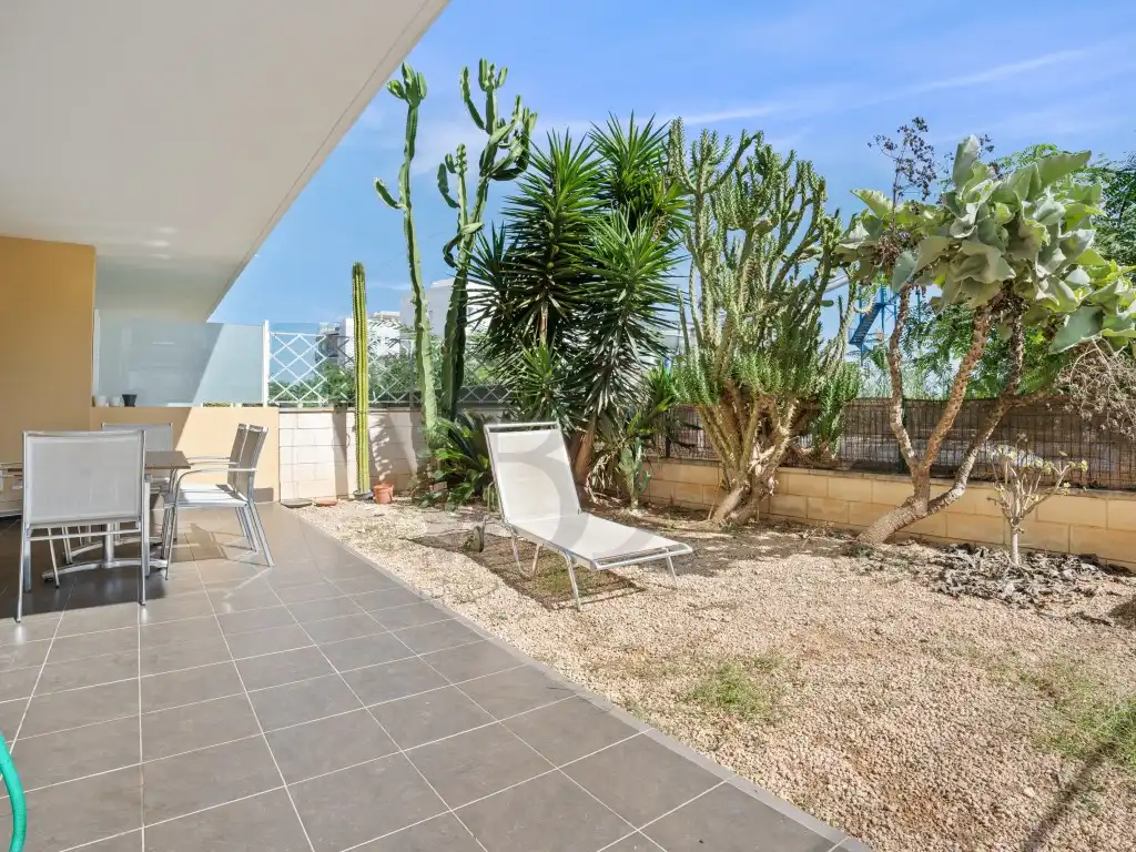 Apartament amb piscina en venda a Sant Agustí-Cala de Bou, imagen 7