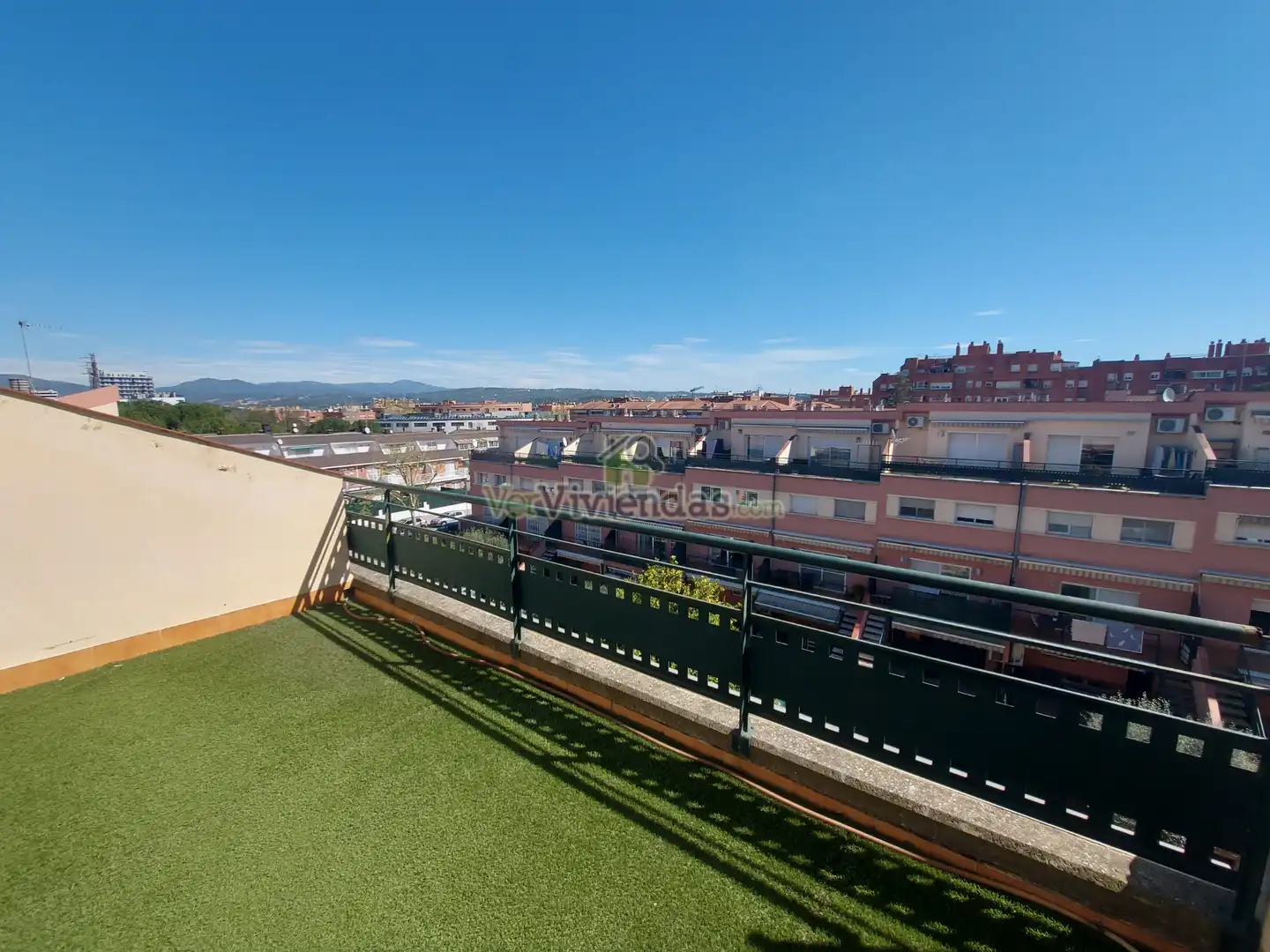Terraza de Casa adosada en venta en Martorell con Aire acondicionado, Calefacción y Jardín privado