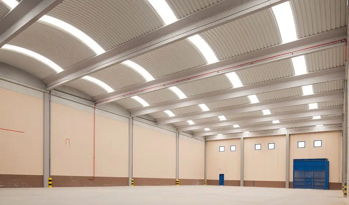Fabrikhallen zur Miete in Valls