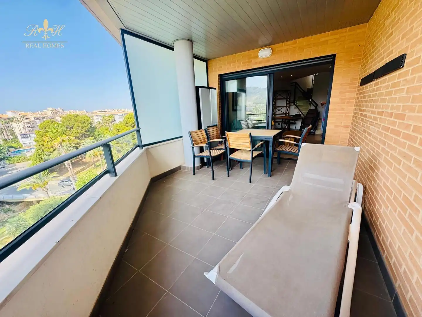 Terrasse von Dachboden zur Miete in L'Alfàs del Pi mit Klimaanlage, Terrasse und Schwimmbad