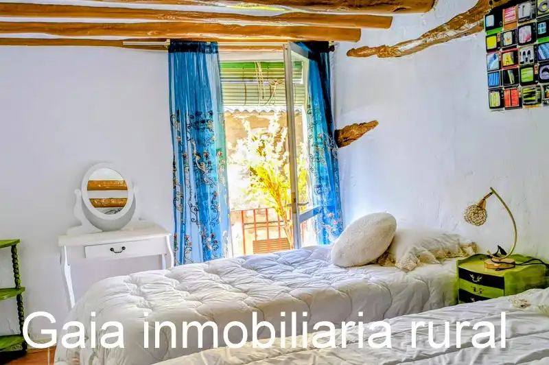 Detached homes for sale in Maella, Zaragoza