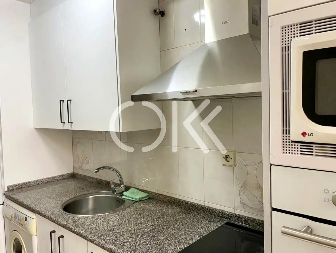 Kitchen of Ground floor for rent in Coria  with Air Conditioner, Heating and Furnished