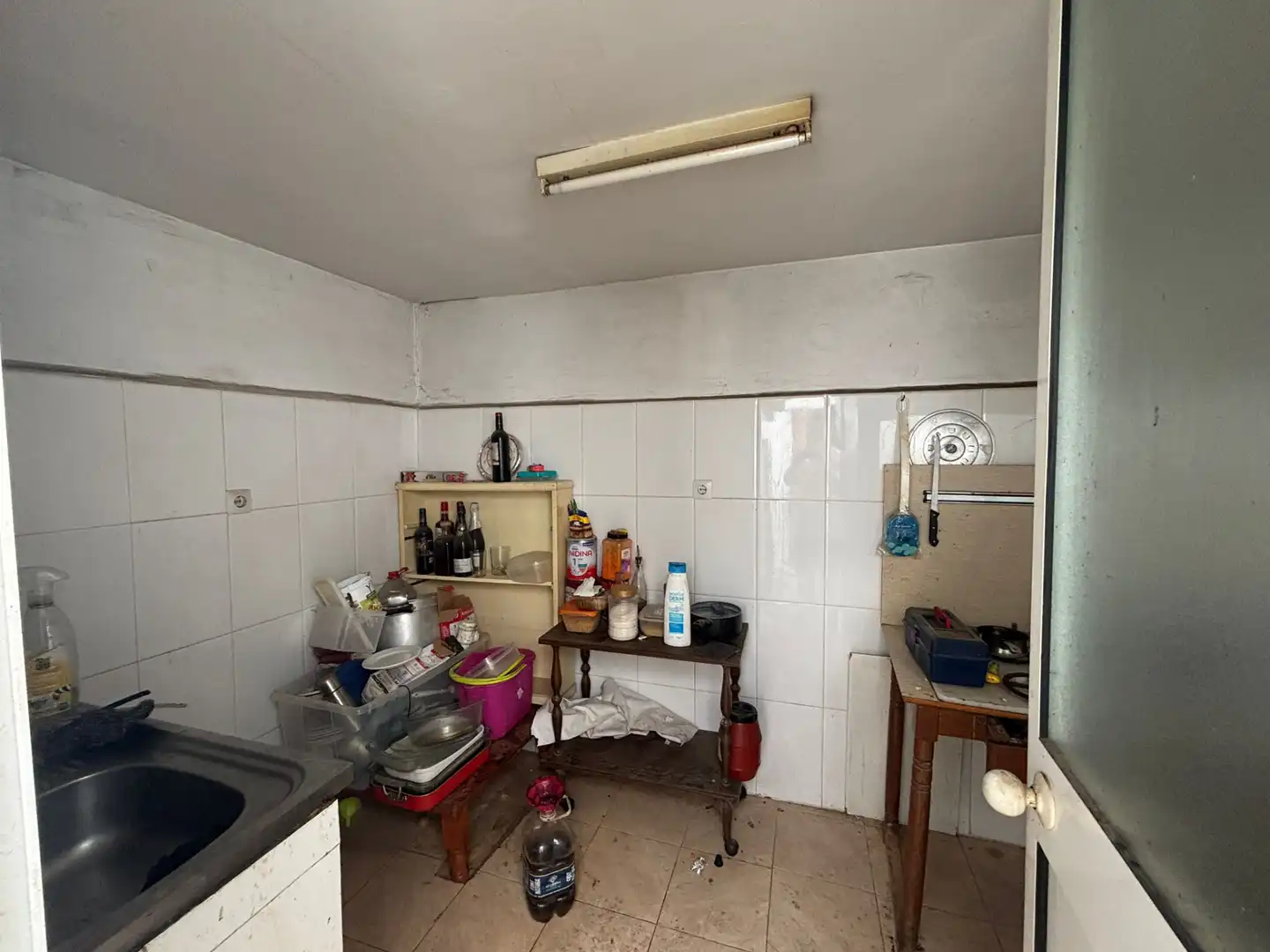 Kitchen of Buildings for sale in Sevilla