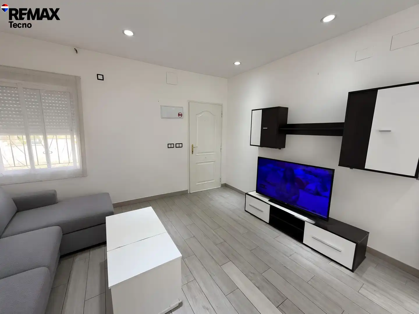Living room of Houses for sale in Ciempozuelos  with Air Conditioner and Storage room