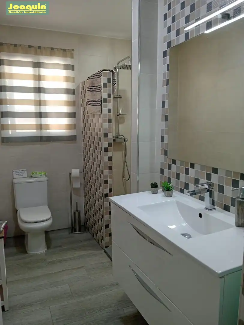 Badezimmer von Country house zum Verkauf in Villaharta mit Gemeinschaftspool