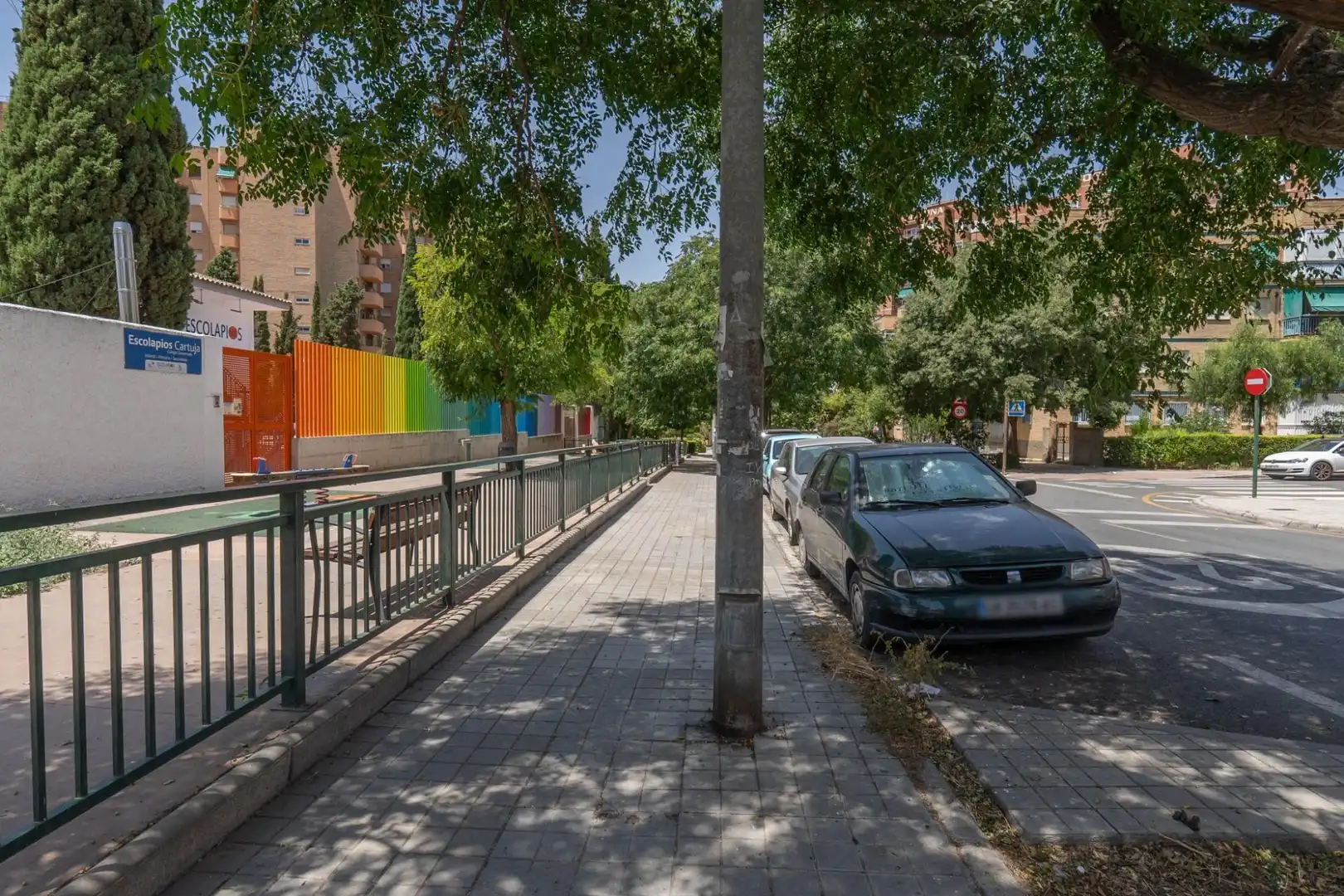 Vista exterior de Pis de lloguer en Granada amb Aire condicionat, Calefacció i Jardí privat