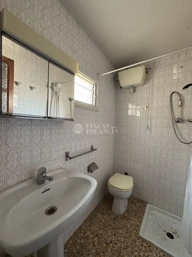 Baño de Casa o chalet en venta en Soneja con Terraza, Trastero y Balcón