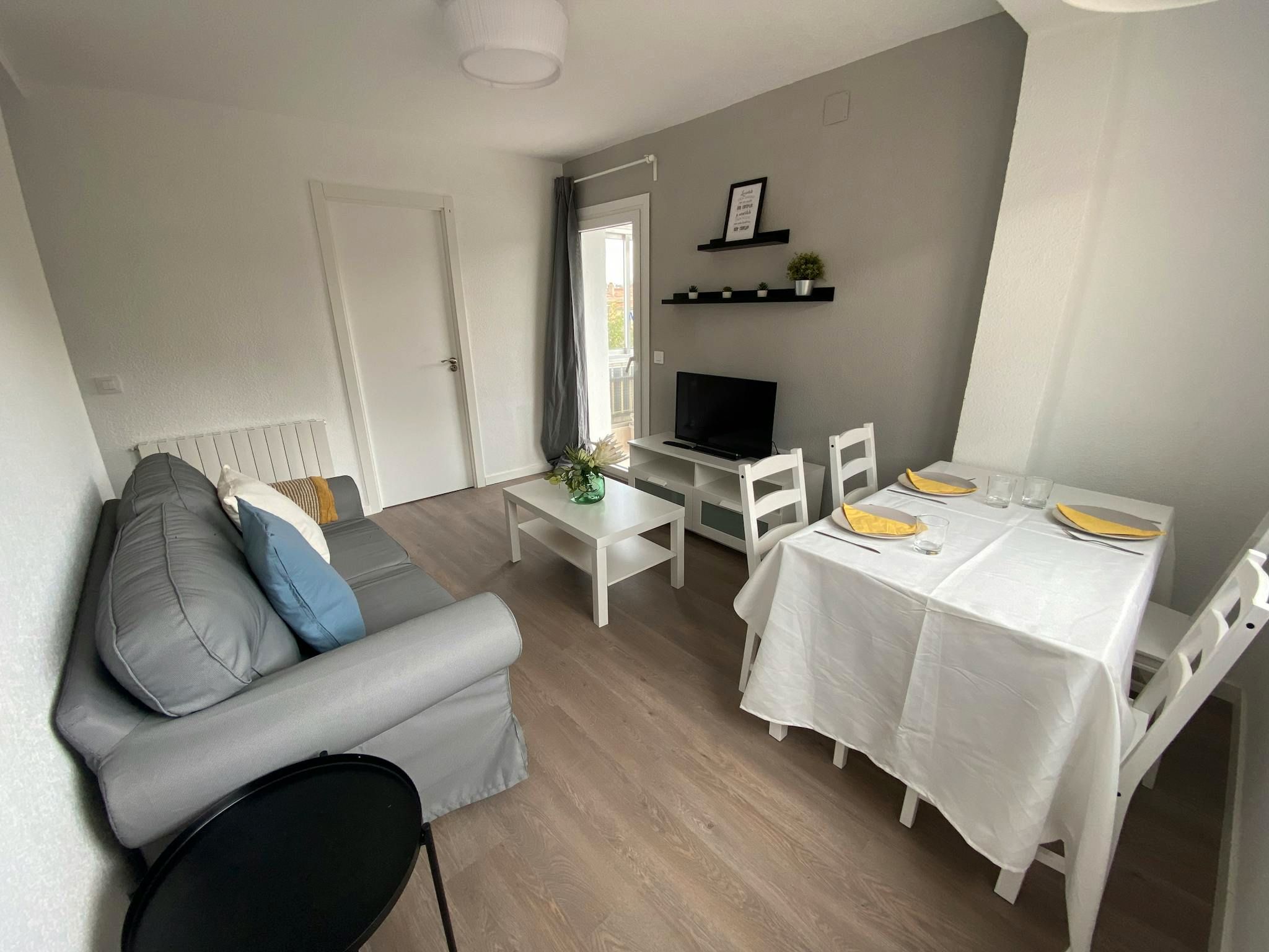 Living room of Flat to rent in  Madrid Capital  with Heating, Furnished and Washing machine