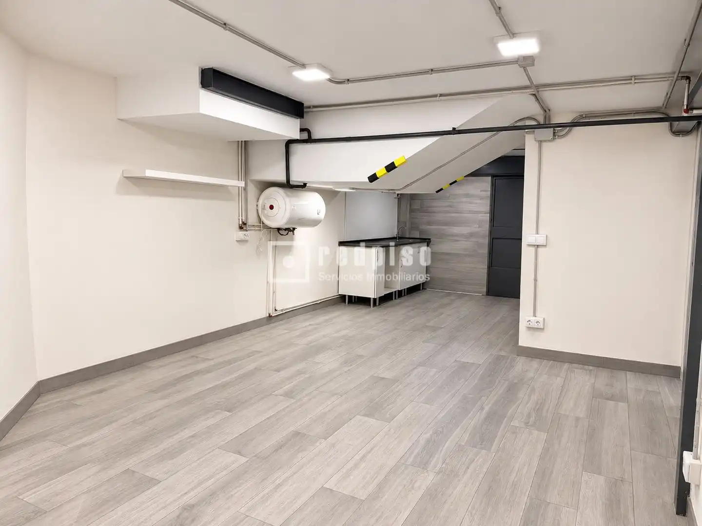 Local comercial en venta en Rozas Centro, imagen 2