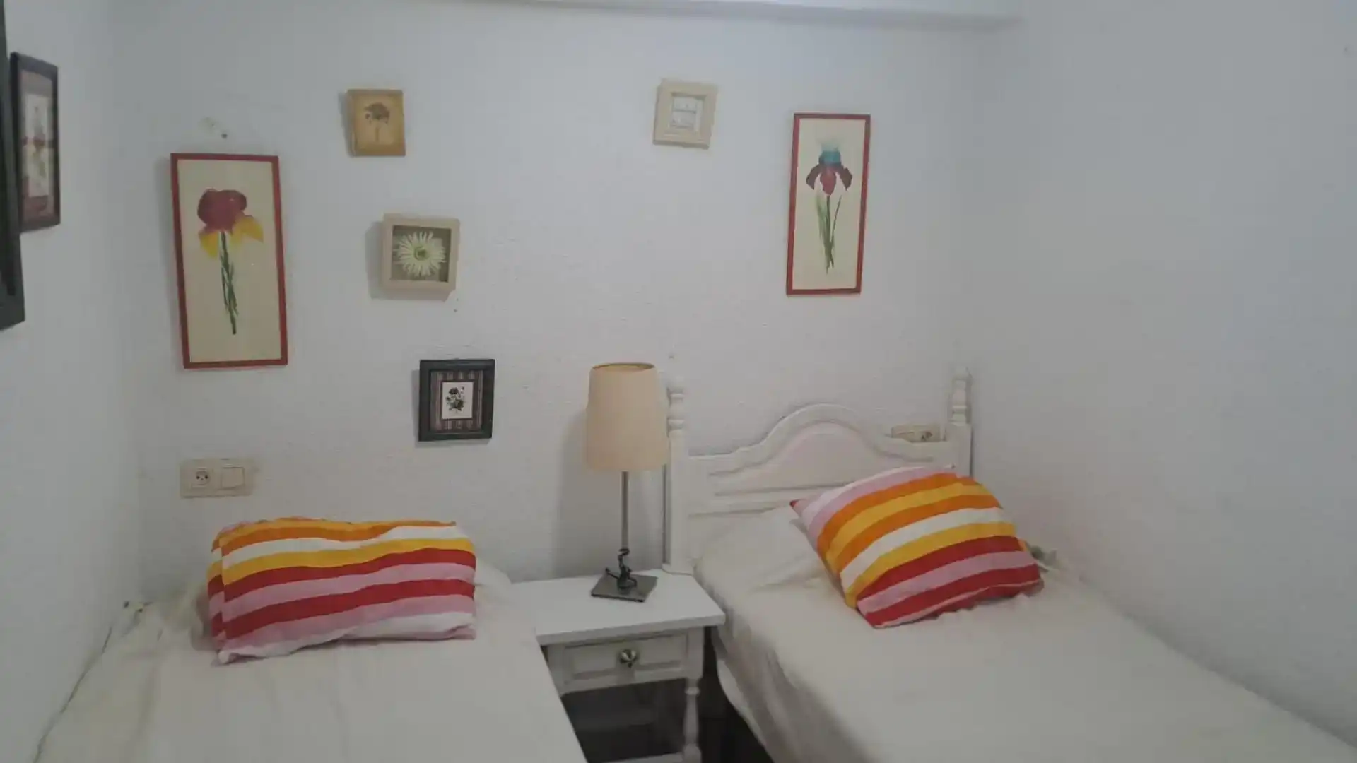 Bedroom of Apartments for sale in Almuñécar