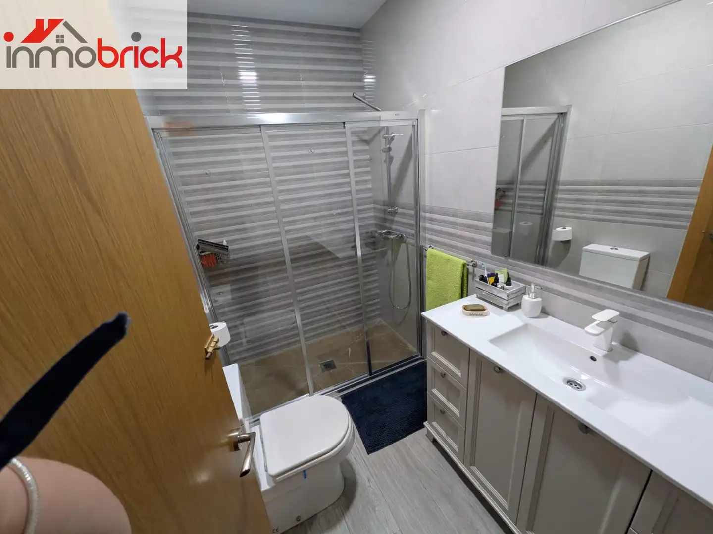 Bathroom of Houses for sale in Aguilar de la Frontera  with Air Conditioner and Terrace