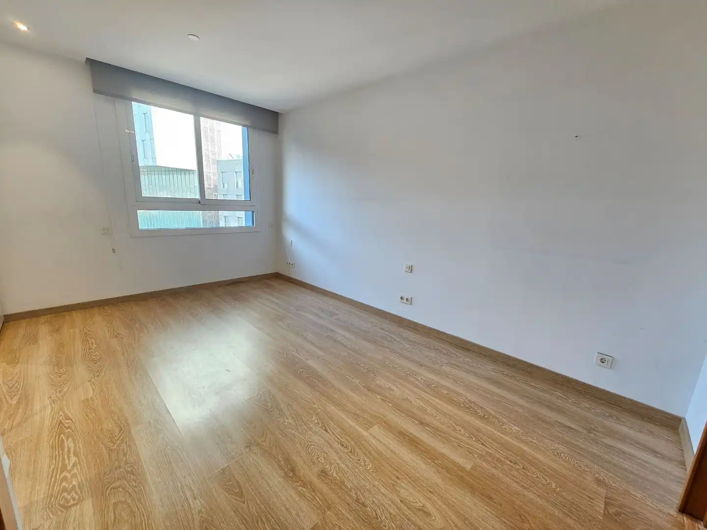 Bedroom of Flat for sale in Barcelona  with Air Conditioner, Heating and Terrace