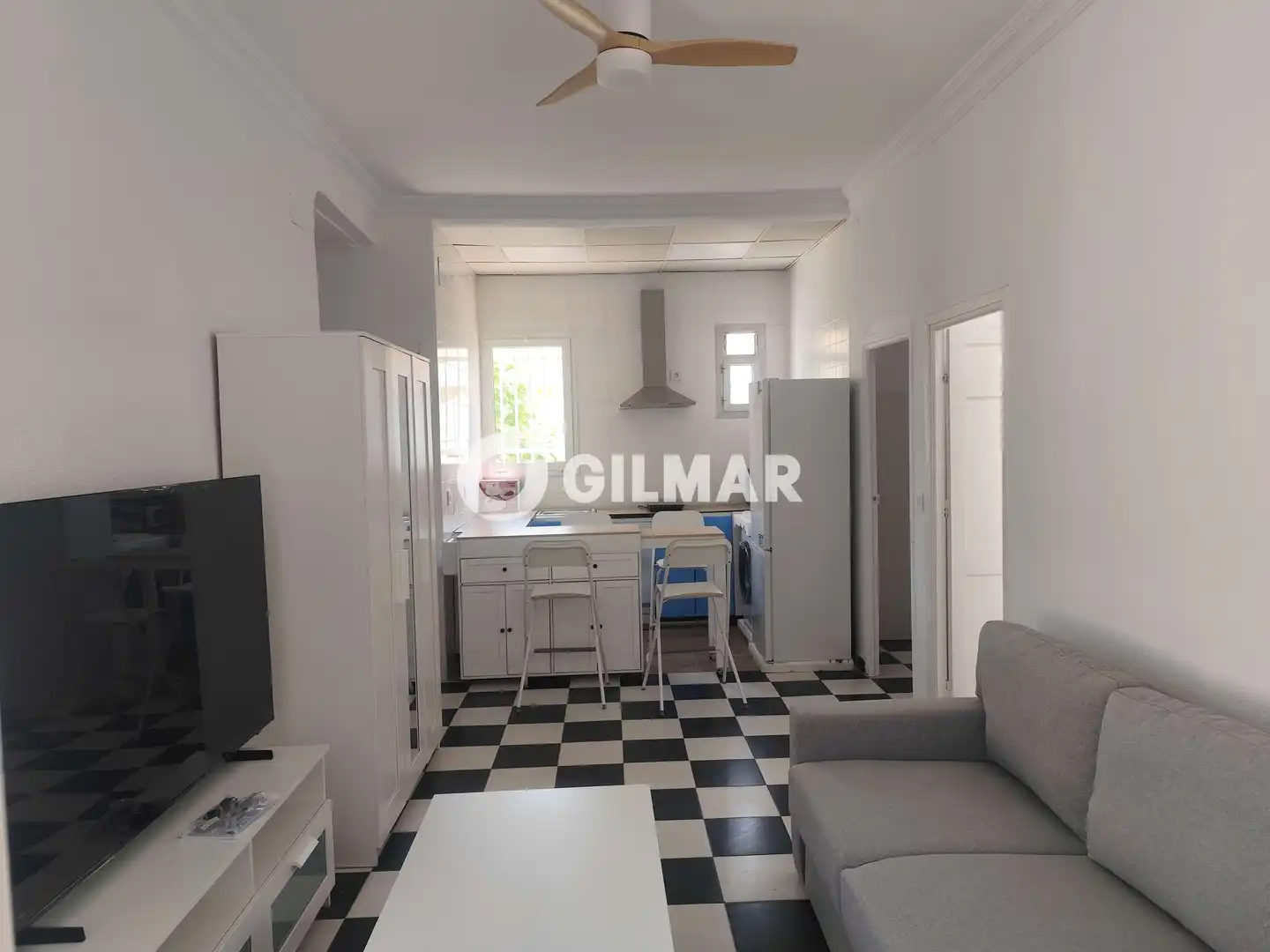 Schlafzimmer von Wohnung zur Miete in Sevilla mit Heizung und Möbliert