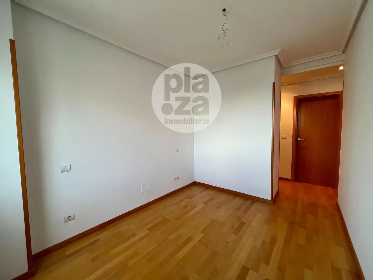 Bedroom of Flat for sale in Burgos  with Heating, Storage room and Swimming Pool