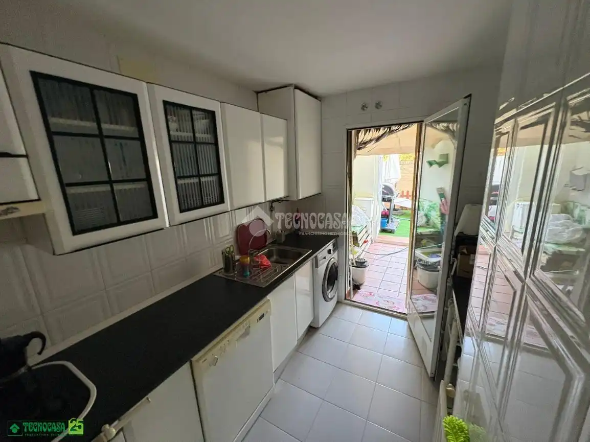 Casa adosada en venta en C. las Viñas, Miguelturra