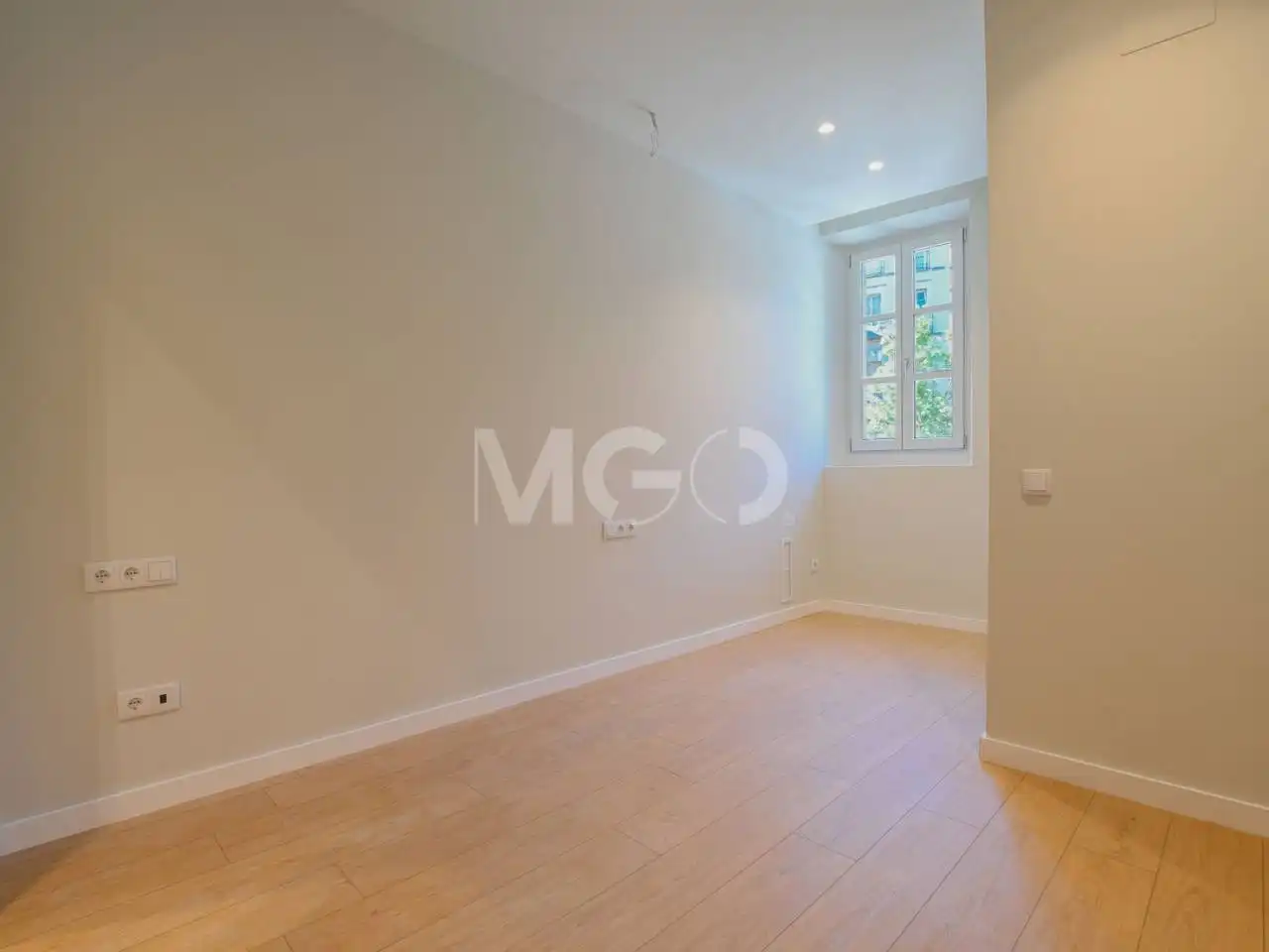 Habitación de Piso en venta en Vic con Calefacción, Parquet y Terraza