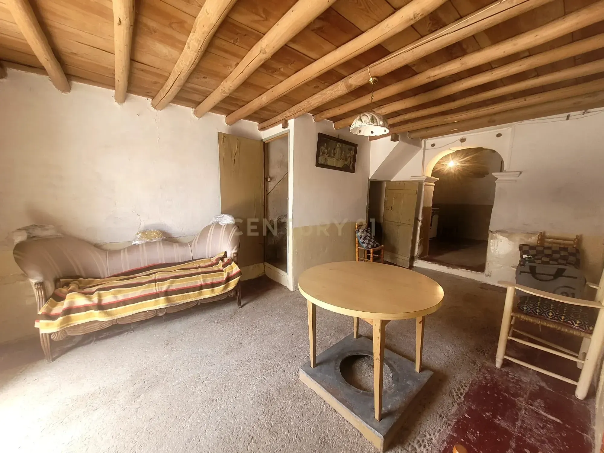 Country house for sale in Alía