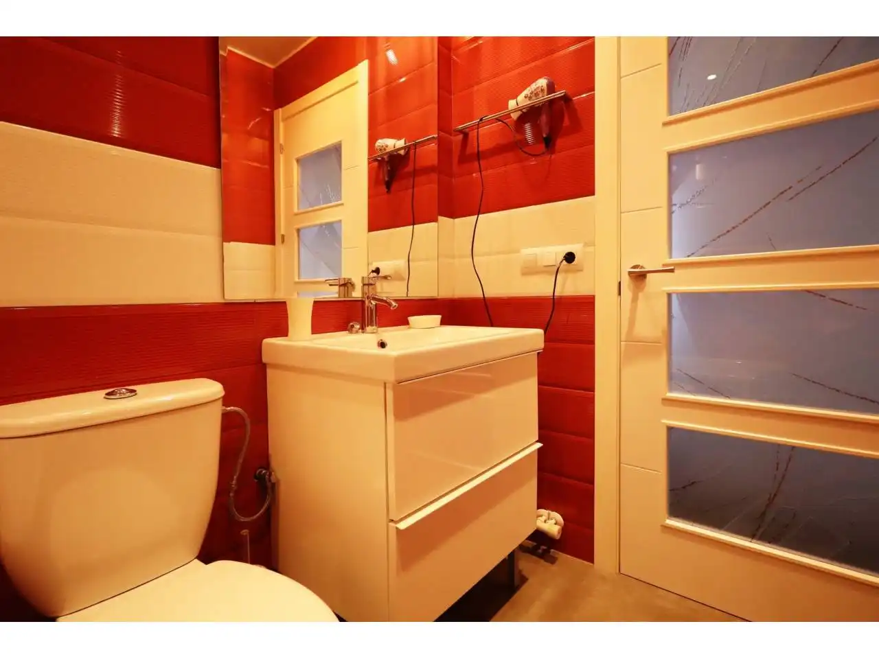 Flat with terrace for sale in Calle Pere Codina i Mont, imagen 17