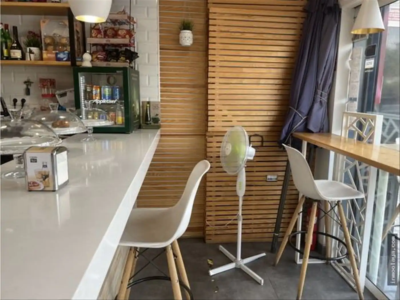 Business premises for transfer in Sants - Montjuïc, imagen 5