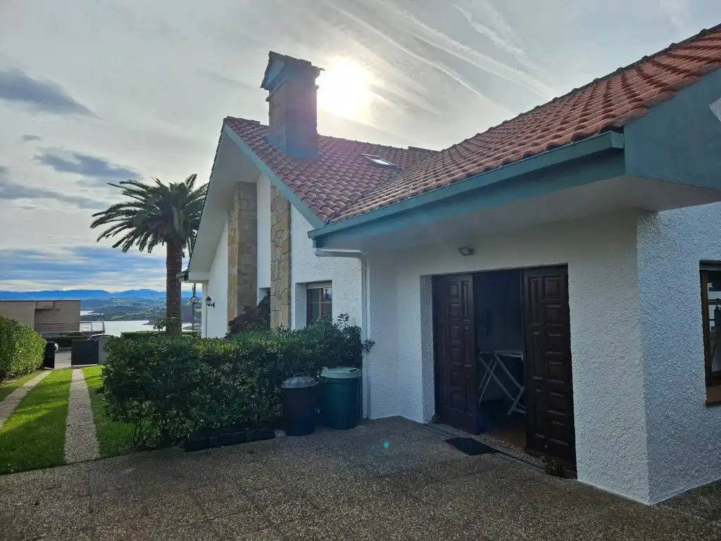 Vista exterior de Casa o chalet en venta en Gozón