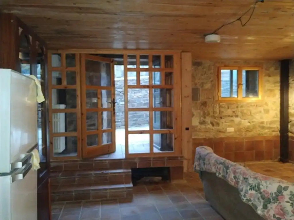 Casa adosada en venda en Pineda de la Sierra amb Calefacció